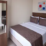 Maca Hotel 3*