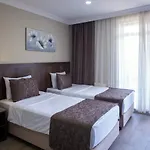 Hotel Maca 3*