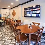Maca Hotel 3*