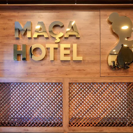 Maca فندق أديرني