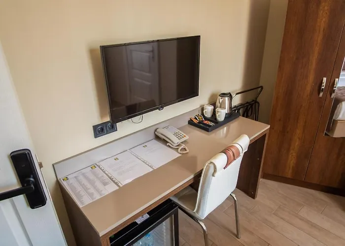 Ξενοδοχείο Maca 3*